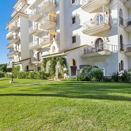 公寓 Atico En Puerto Banus Frente Al Mar 马尔韦利亚