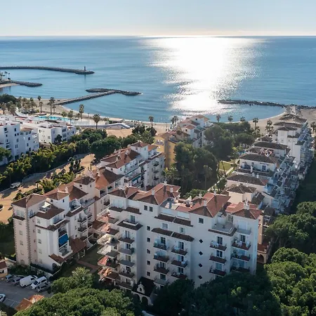 Atico En Puerto Banus Frente Al Mar 公寓 马尔韦利亚