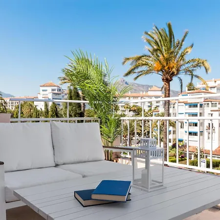 公寓 Atico En Puerto Banus Frente Al Mar 马尔韦利亚
