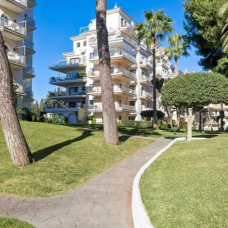 Atico En Puerto Banus Frente Al Mar *