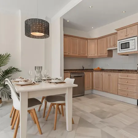 Atico En Puerto Banus Frente Al Mar