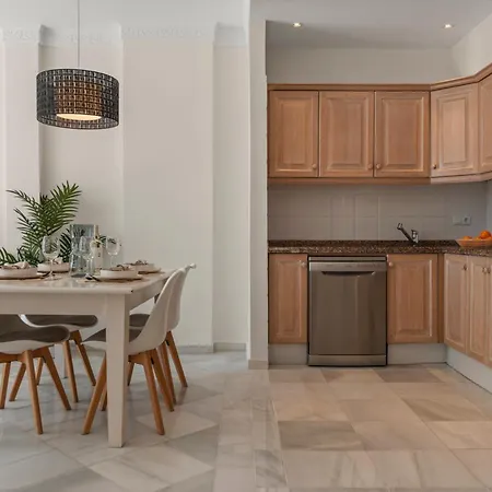 Atico En Puerto Banus Frente Al Mar Marbella