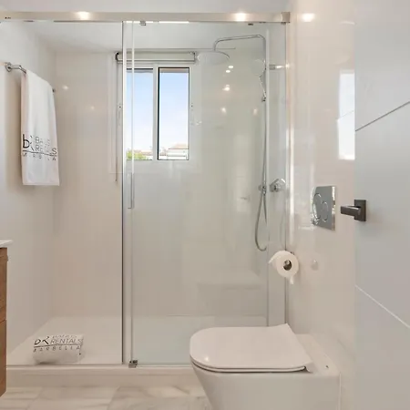 Atico En Puerto Banus Frente Al Mar Apartmán *