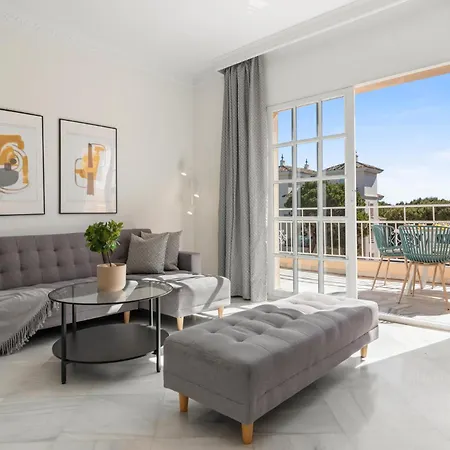 Atico En Puerto Banus Frente Al Mar * Marbella