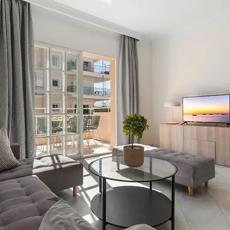 Atico En Puerto Banus Frente Al Mar Apartmán