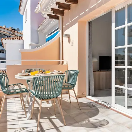 Apartment Atico En Puerto Banus Frente Al Mar Marbella