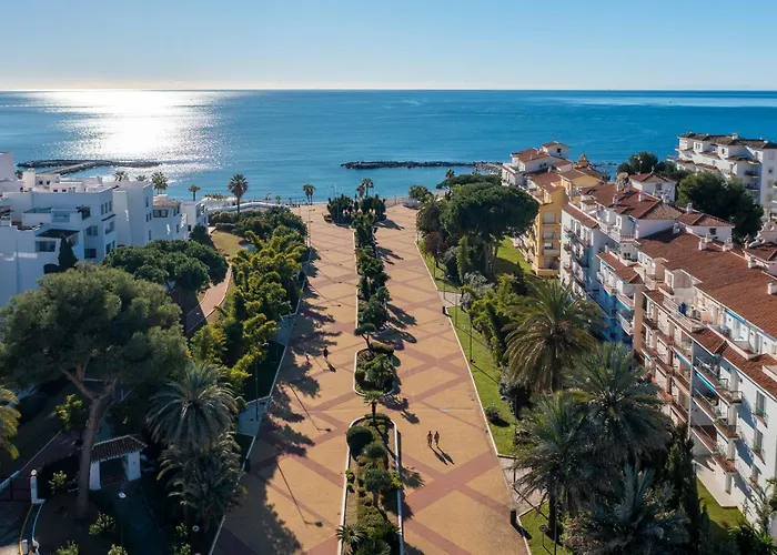 Atico En Puerto Banus Frente Al Mar Marbella