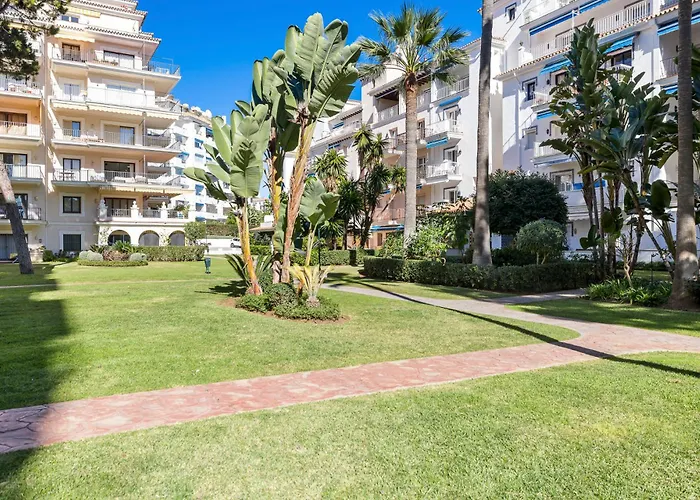 ático En Puerto Banús Frente Al Mar