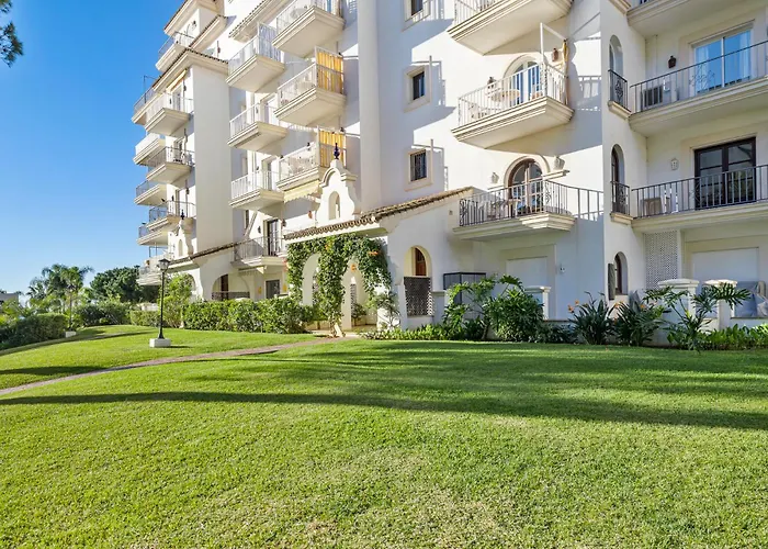 Appartamento ático En Puerto Banús Frente Al Mar Marbella